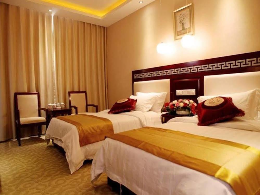 Hotel Landmark Kunming Zewnętrze zdjęcie