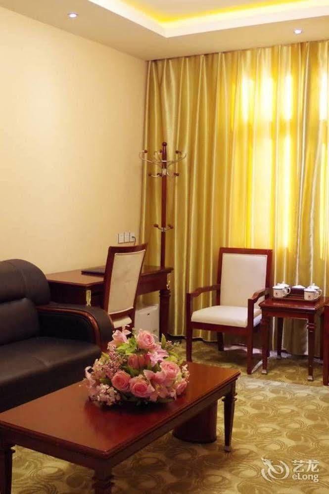 Hotel Landmark Kunming Zewnętrze zdjęcie