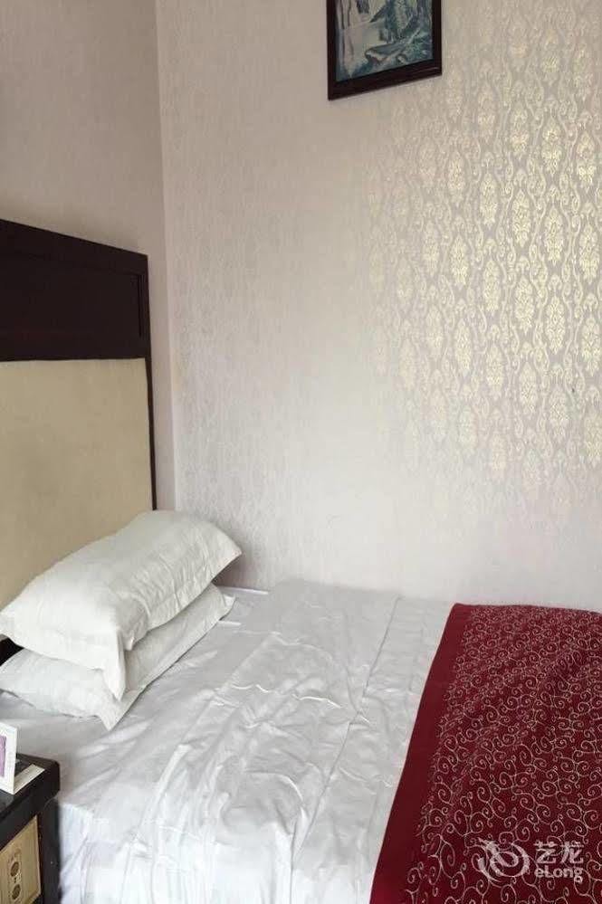 Hotel Landmark Kunming Zewnętrze zdjęcie