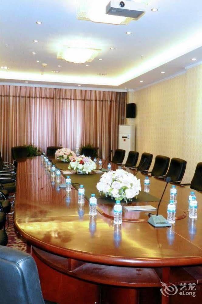 Hotel Landmark Kunming Zewnętrze zdjęcie